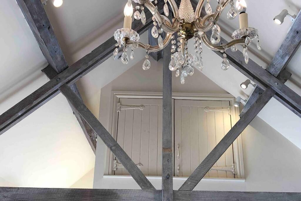 Secluded Romantic Cotswolds Barn - Sleeps 2 To 4 - Near Cirencester - Dog Friendly Kemble Exterior foto